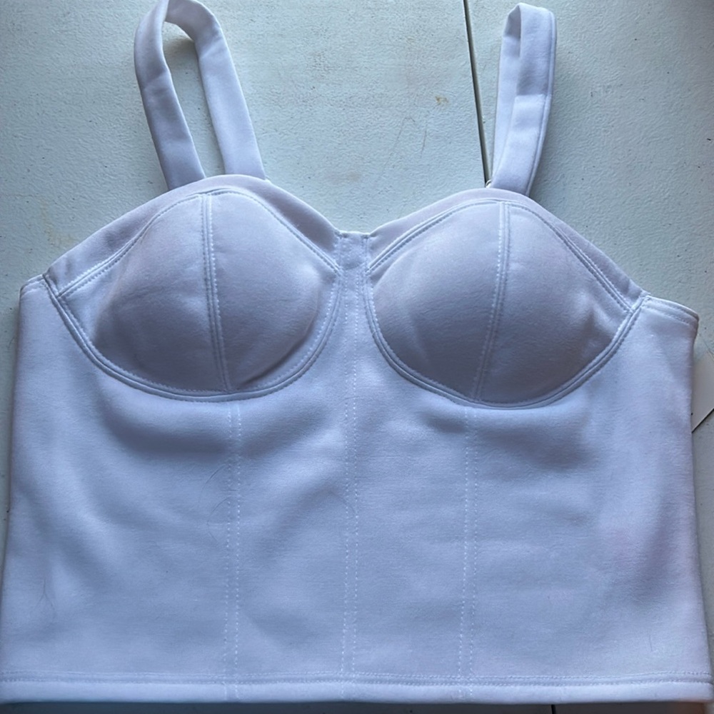 white no boundaries too size 11-13